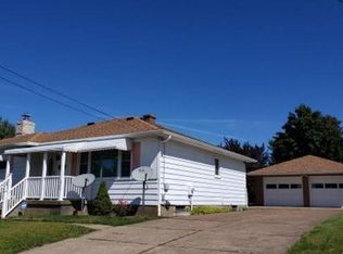 2919 Burns Ave, Erie, PA 16504