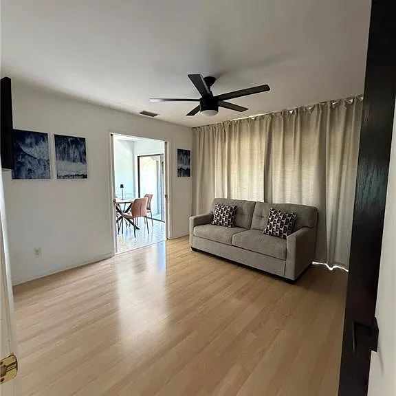 576 Retreat Dr #201 — Photo 32