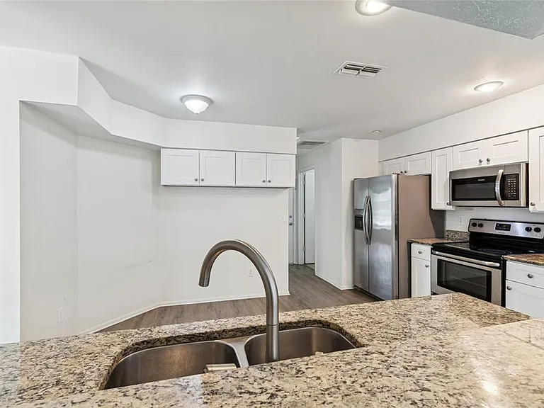11903 Steppingstone Blvd — Photo 16