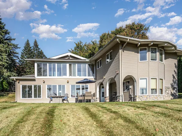 4845 N Anna Ln, Sanford, MI 48657