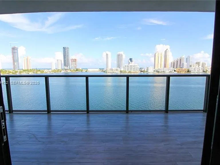 5000 Island Estates Dr #606 — Photo 1