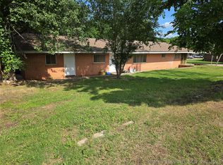 502 Granite St, Pawnee, OK 74058