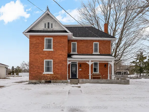 2110 Westmeath Rd, Whitewater Region, ON K0J 2L0