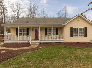104 Fair Glen Rd, Holly Springs, NC 27540