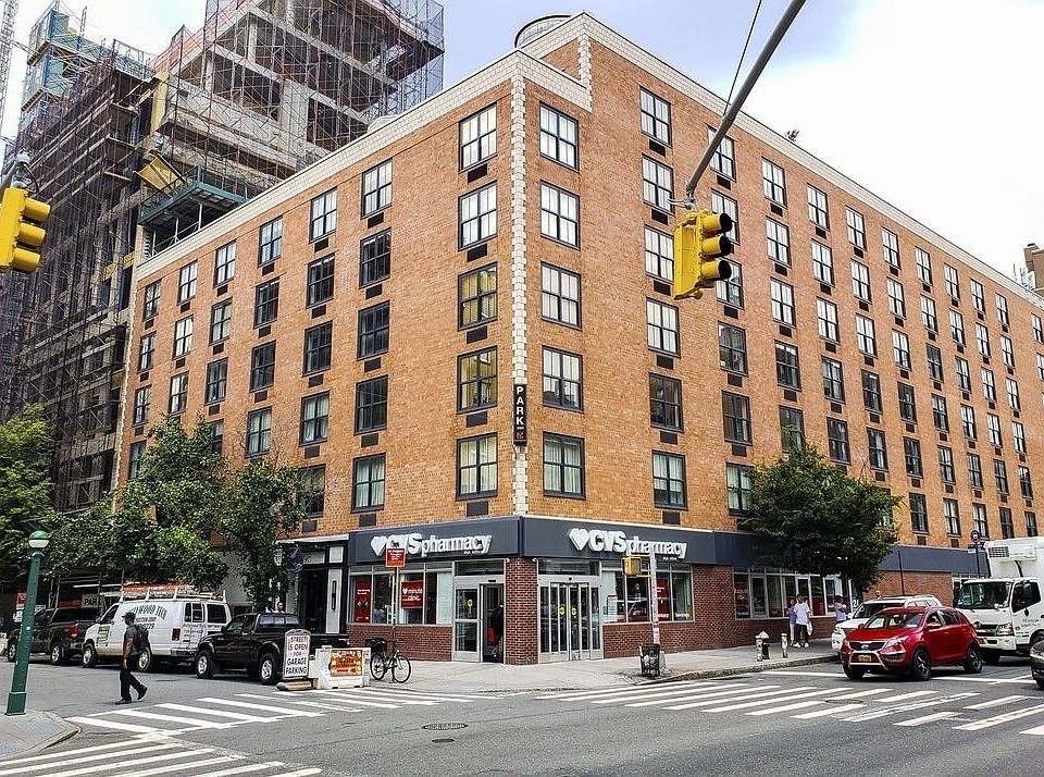 1st image of 298 Mulberry St APT 7L