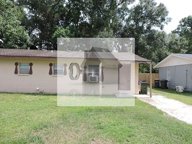 2203 Eliasberg St — Photo 1