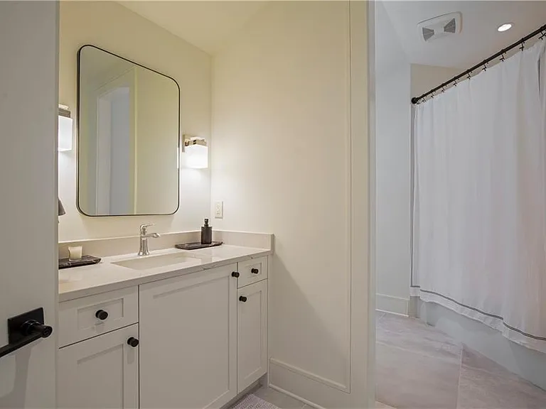 840 Kenry Ct — Photo 58