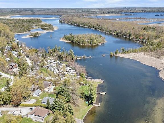 3rd image of 108 Coldstream Rd