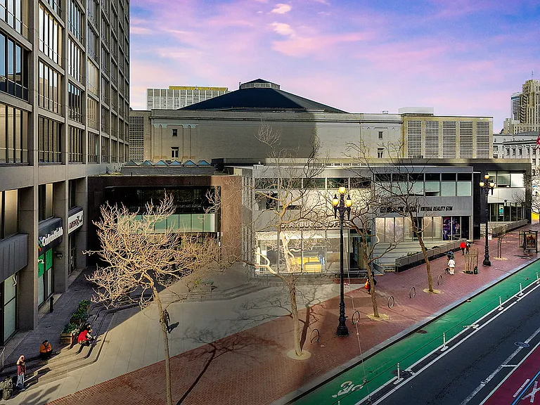 Fox Plaza — Photo 34