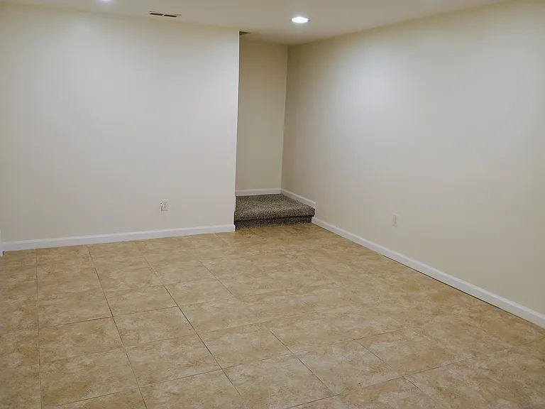 10360 E Jewell Ave — Photo 29