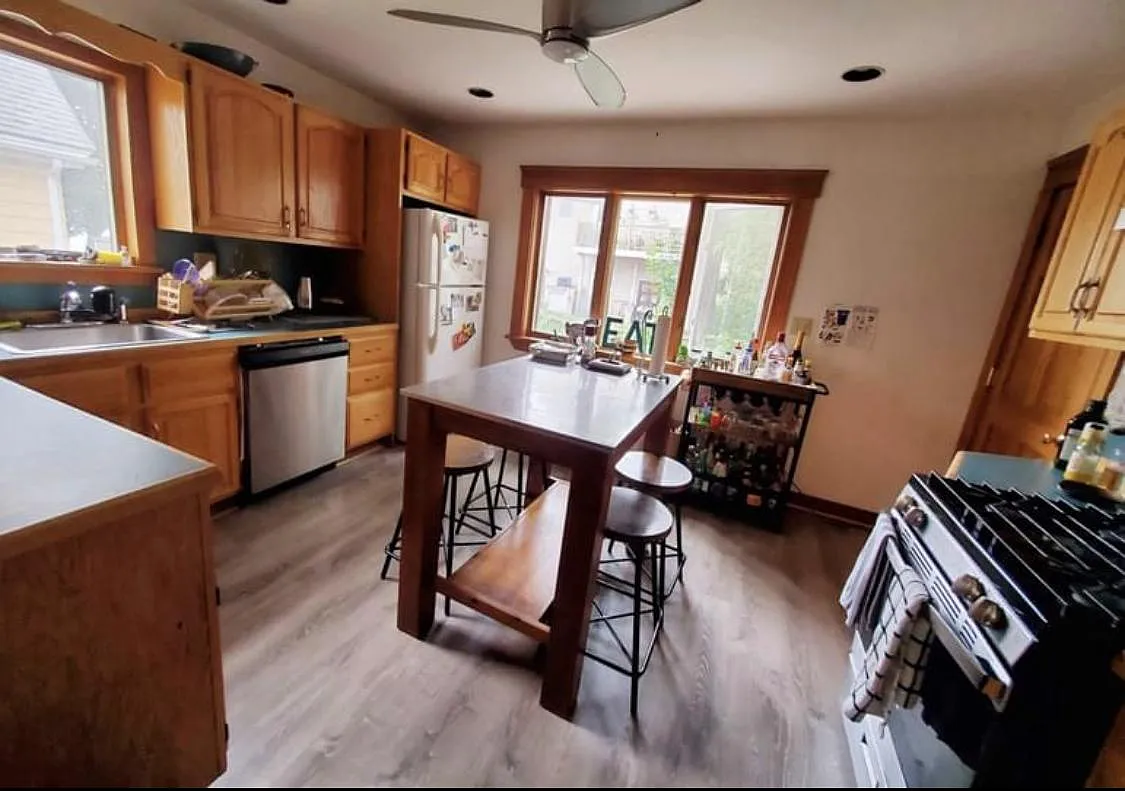 5 bed, 1800 sqft, $1,100 — Photo 3