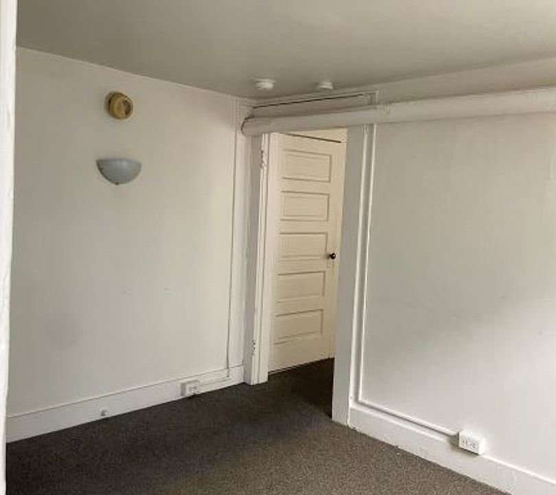 1st image of 2191 Pine St #9