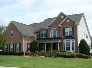 5100 Cinnamon Dr, Matthews, NC 28104