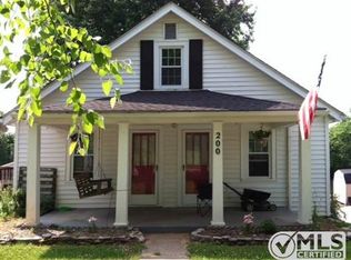200 Cathedral Mnr, Bardstown, KY 40004