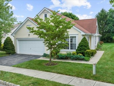 14 Ascot Dr, Belvidere, NJ, 07823