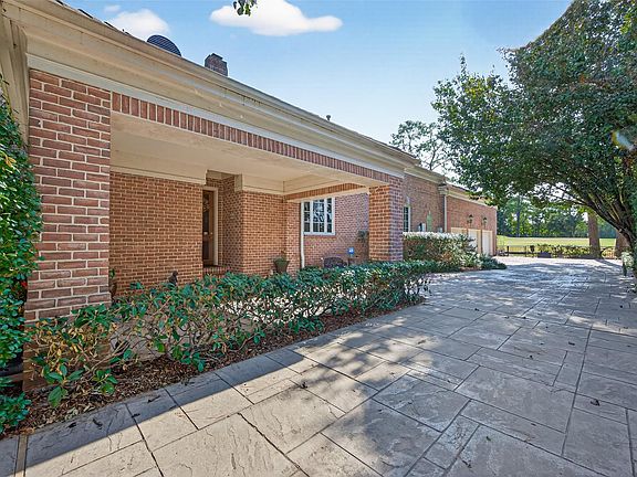 5th image of 16703 Southern Oaks Dr