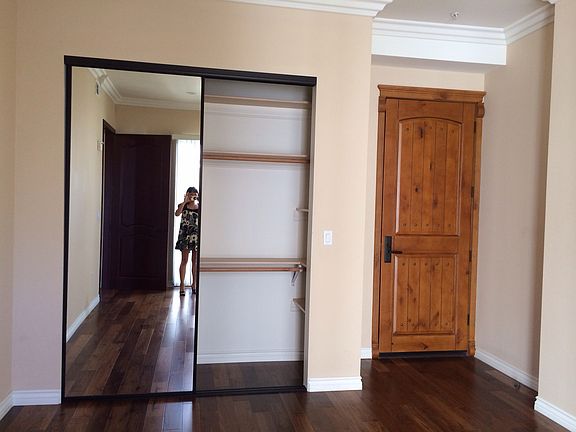 4th image of 632 N Kings Rd Unit 301