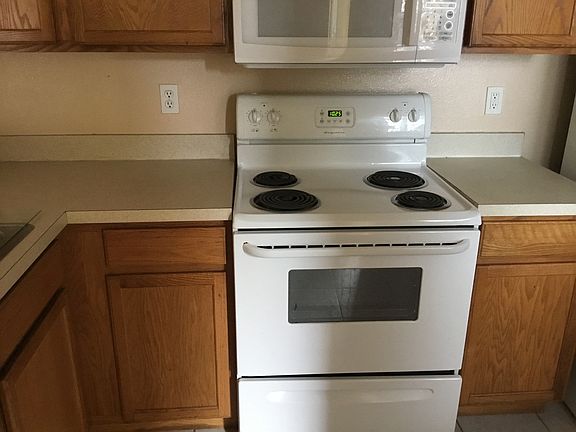 2nd image of 6415 Hollydale Pl Unit 102