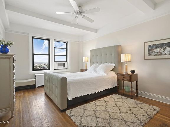 5th image of 135 Eastern Pkwy APT 15K