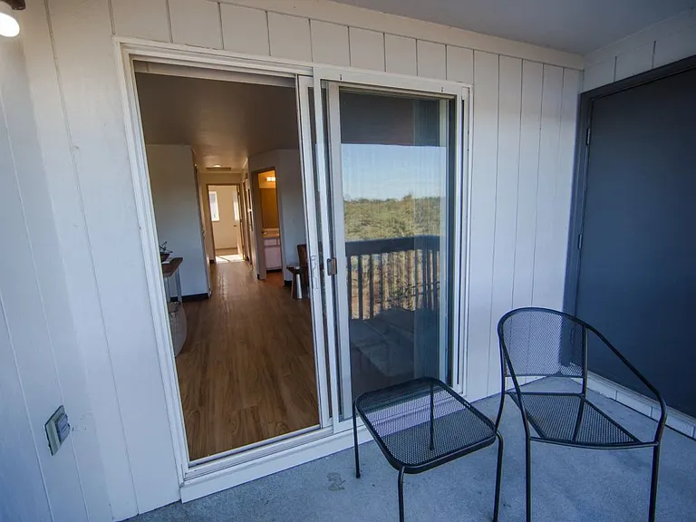 120 SE Mast Ave — Photo 15