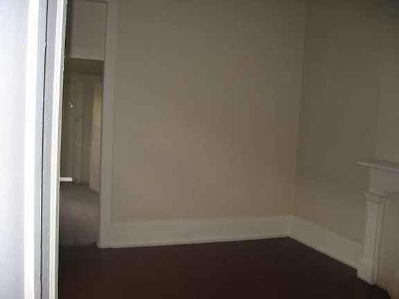 4th image of 1902 Saint Philip St