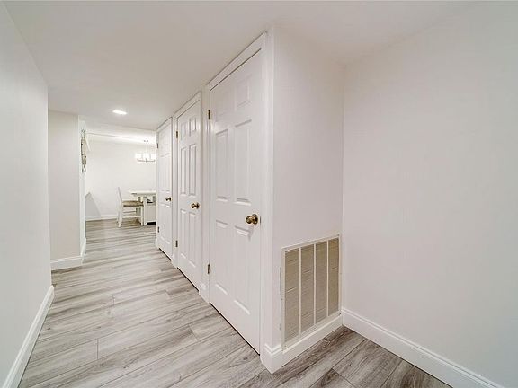 2nd image of 405 S Gulfview Blvd #1004