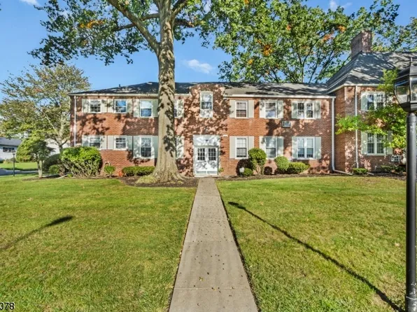 35 A Parkway Vlg, Cranford Twp., NJ 07016