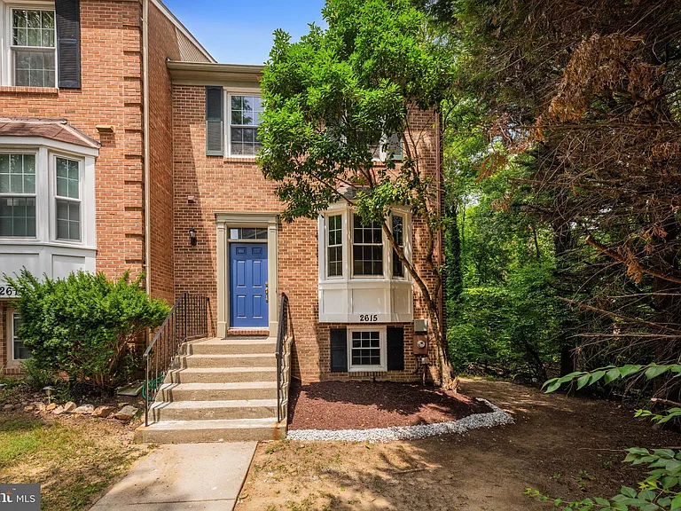 2615 Chivalry Ct — Photo 58