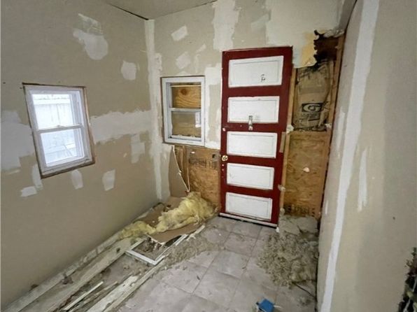 cleveland-ohio-33382122 picture