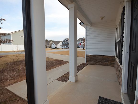 2nd image of 103 Memorial Ct