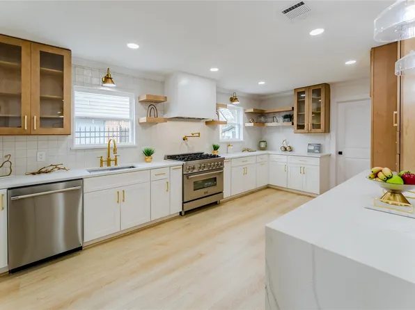 6027 Valkeith Dr, Houston, TX 77096