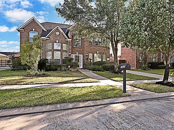 2nd image of 12539 Country Arbor Ln