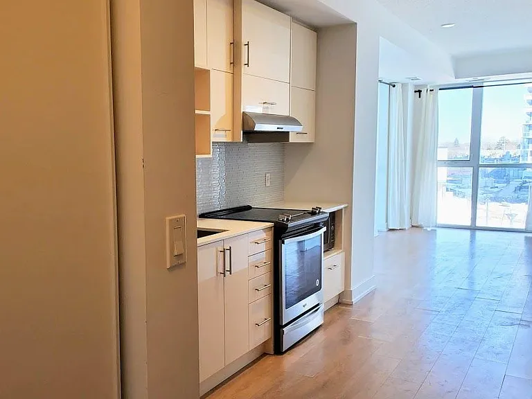 150 Fairview Mall Dr #311 — Photo 2