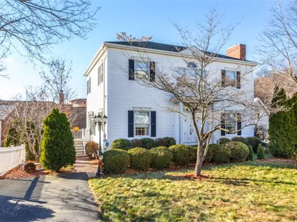 17 Webster St, Malden, MA 02148
