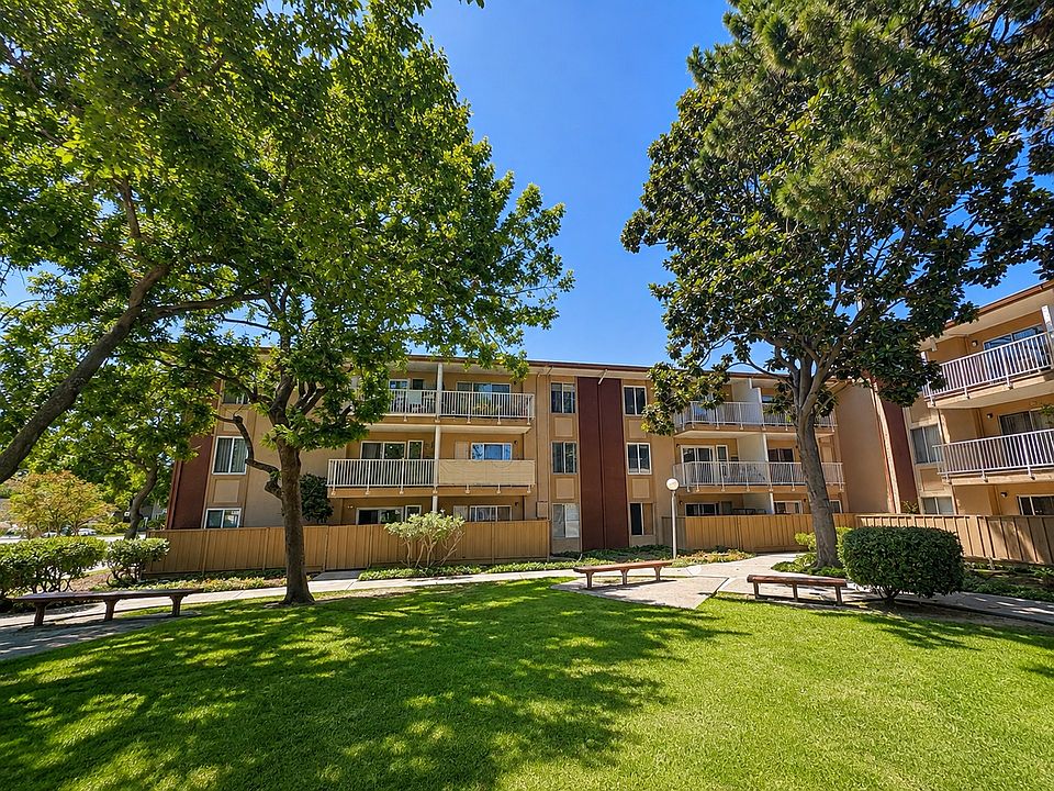 1st image of 38500 Paseo Padre Pkwy APT 208