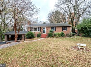 1329 Devils Reach Rd, Woodbridge, VA 22192