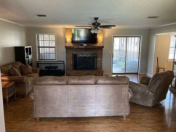 5th image of 311 Briarwood Dr