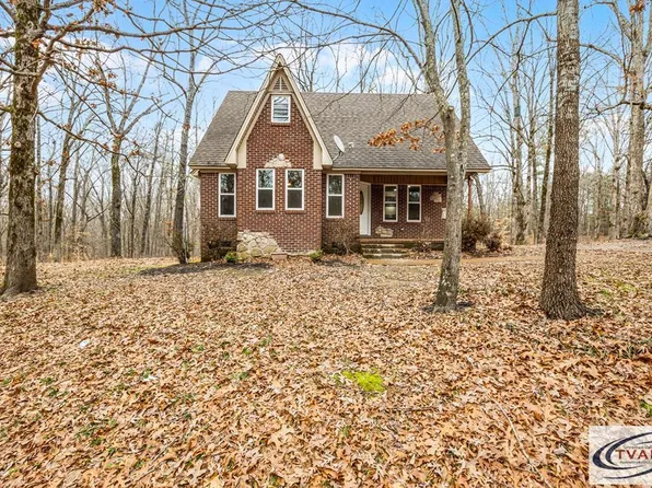 30 Village Way, Henderson, TN 38340