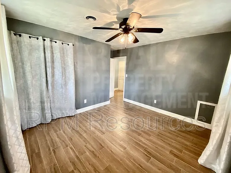 3024 SW 66th St — Photo 15