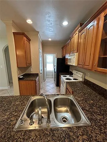 4704 Pontchartrain Dr #1 — Photo 5