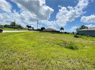 1325 NE 19th Ct, Cape Coral, FL 33909