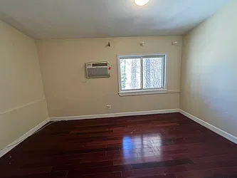 Rented by NY Space Finders Inc.