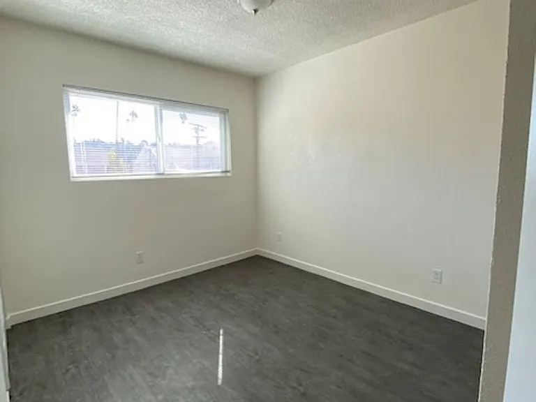 6418 Garvanza Ave — Photo 8