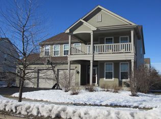 2982 Shamrock Cir, Elgin, IL 60123