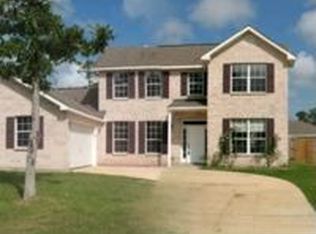 22 Lakeview Dr, Ocean Springs, MS 39564