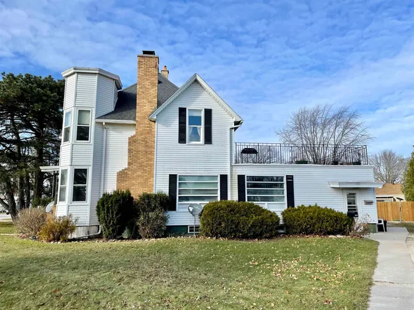 2707 Forest Ave, Two Rivers, WI 54241