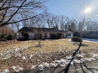 205 Keswick Rd, Brockton, MA 02302