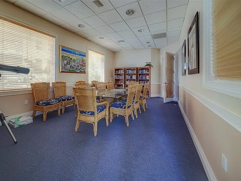 16700 Gulf Blvd #423 — Photo 57