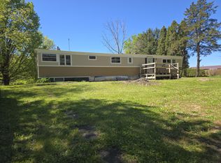1138 Cherry Ln, Battle Creek, MI 49017