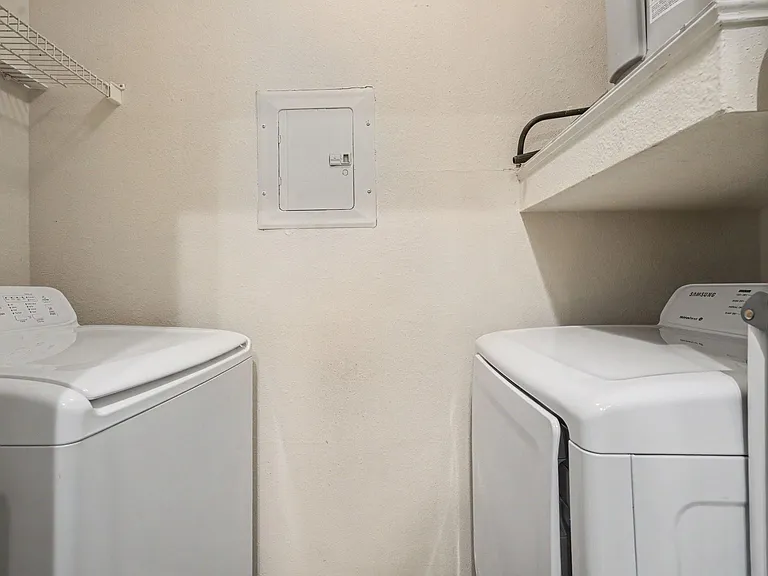 7000 Seawall Blvd #622 — Photo 16